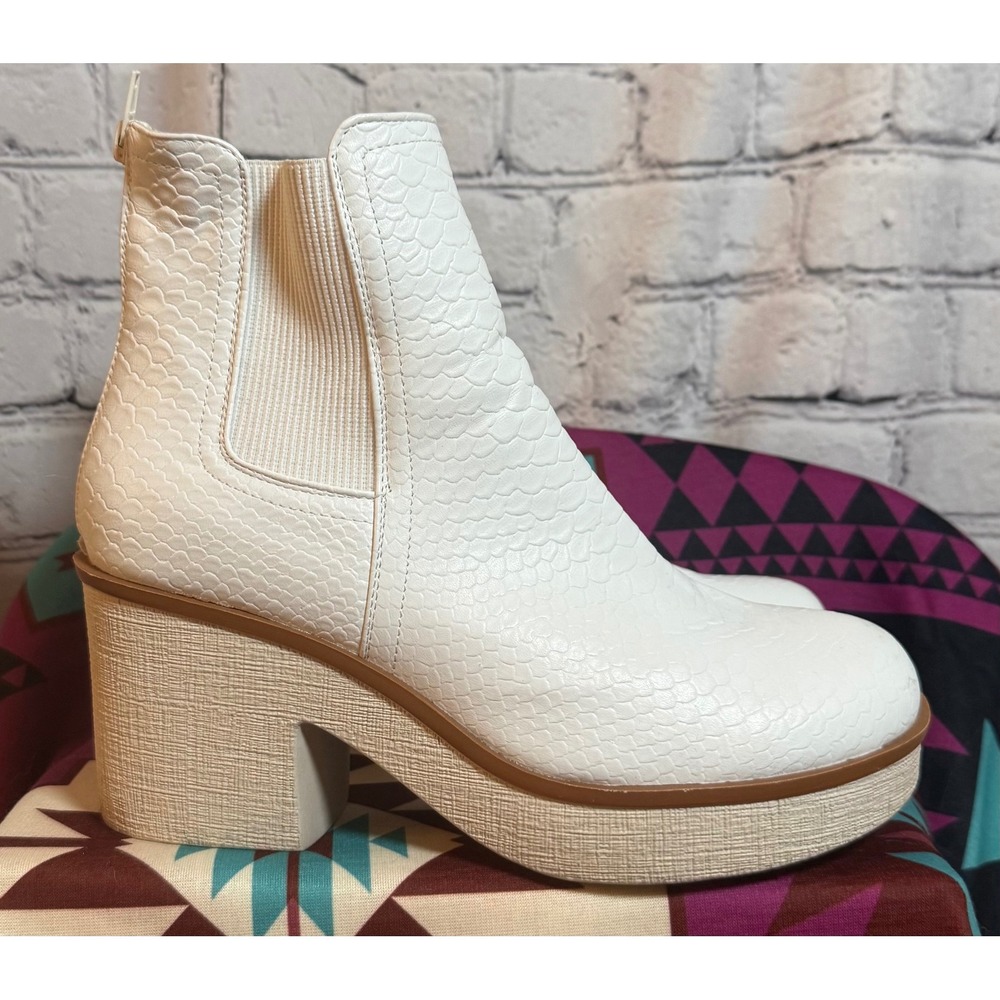 Pierre Dumas White Snakeskin Platform Ankle Boots Block Heel Zip 8.5